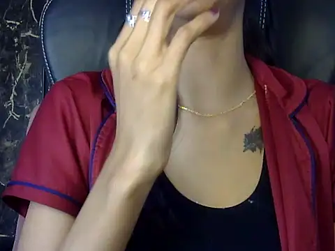 MAAYRA 09 online show from 02.23.25