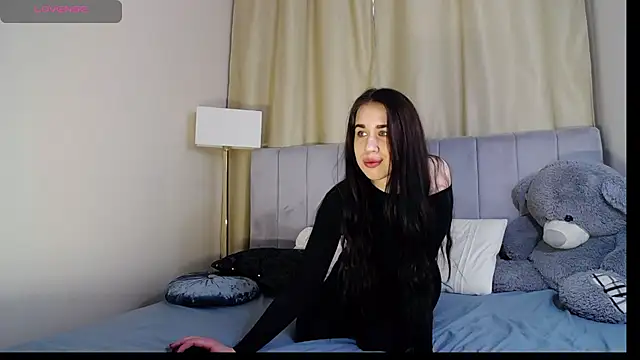 Snapshot of Erikka__ chatting on 04.16.26 Erikka online show from 04.16.26