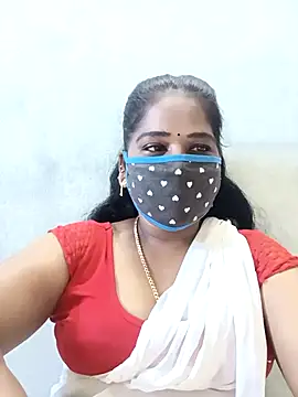 Snapshot of MaaliiiPonuTamil chatting on 10.26.25 MaaliiiPonuTamil online show from 10.26.25