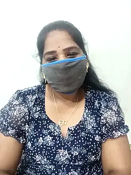 Snapshot of MaaliiiPonuTamil chatting on 12.18.25 MaaliiiPonuTamil online show from 12.18.25