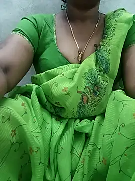 Snapshot of MaaliiiPonuTamil chatting on 01.08.26 MaaliiiPonuTamil online show from 01.08.26