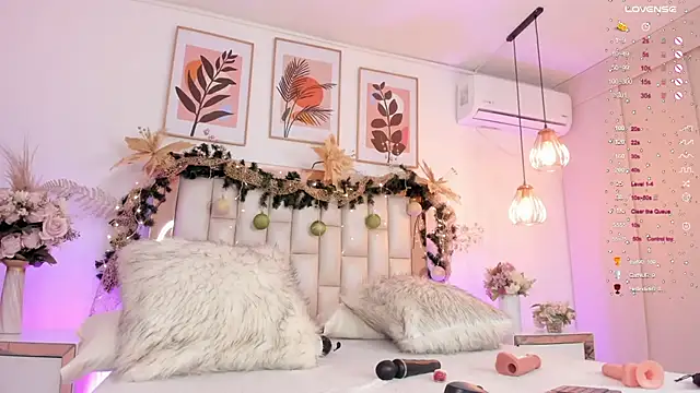 Snapshot of Kim_miller4 chatting on 12.23.24 Kim miller4 online show from 12.23.24