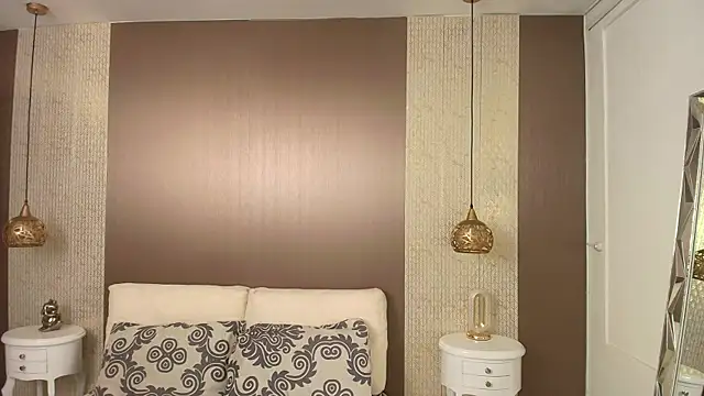 Snapshot of DannaDooll99 chatting on 11.12.25 DannaDooll99 online show from 11.12.25