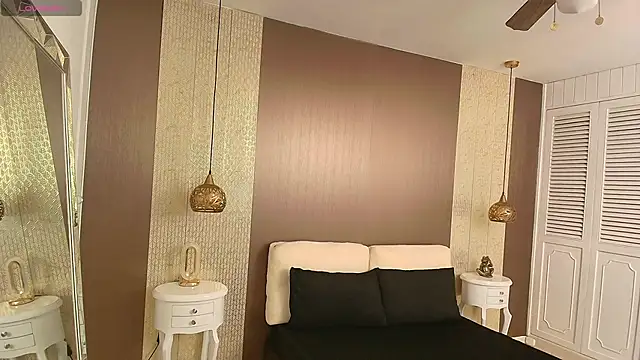 Snapshot of DannaDooll99 chatting on 11.15.25 DannaDooll99 online show from 11.15.25