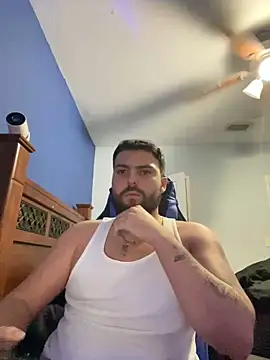 Snapshot of MasterKvn chatting on 01.05.25 MasterKvn online show from 01.05.25