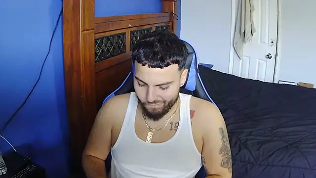 Snapshot of MasterKvn chatting on 01.24.25 MasterKvn online show from 01.24.25