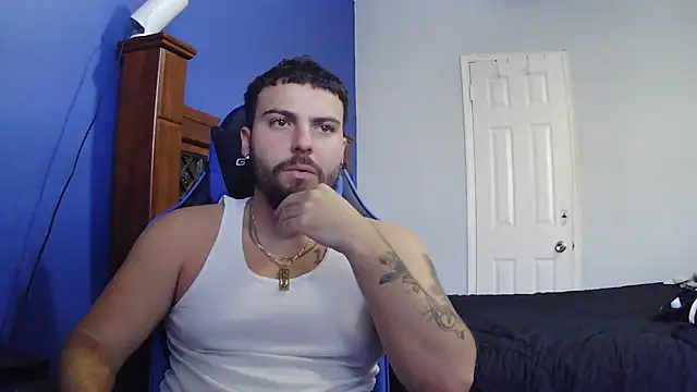 Snapshot of MasterKvn chatting on 02.20.25 MasterKvn online show from 02.20.25