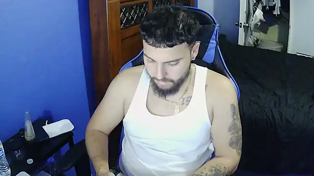 Snapshot of MasterKvn chatting on 03.18.25 MasterKvn online show from 03.18.25