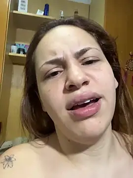 AgnesCampp online show from 01.23.25