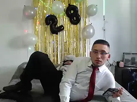 Snapshot of Jeiison_duf chatting on 11.28.25 Jeiison duf online show from 11.28.25