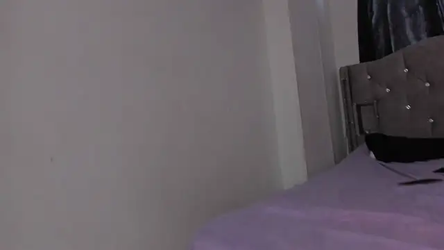 Snapshot of game_with_lesbians_ chatting on 03.10.25 game with lesbians online show from 03.10.25