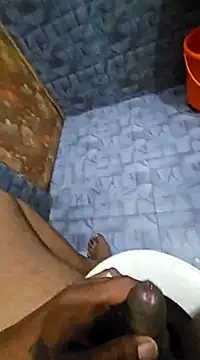 Snapshot of Mallu_ajanraj143 chatting on 12.29.24 Mallu ajanraj143 online show from 12.29.24