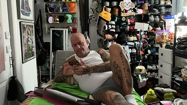 joeytatts66 online show from 05.22.26
