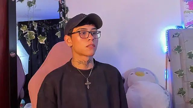 Snapshot of jacks_hotter chatting on 01.18.26 jacks hotter online show from 01.18.26