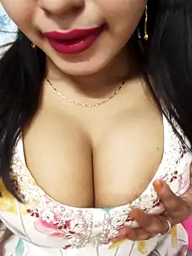 Snapshot of Sania-Love chatting on 04.14.26 Sania-Love online show from 04.14.26