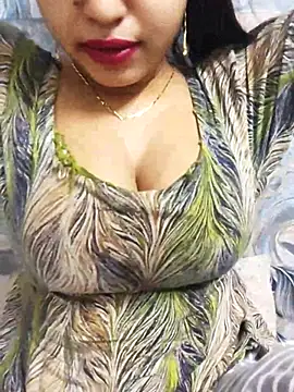 Snapshot of Sania-Love chatting on 04.15.26 Sania-Love online show from 04.15.26