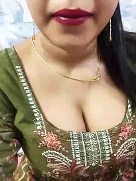 Snapshot of Sania-Love chatting on 05.17.26 Sania-Love online show from 05.17.26