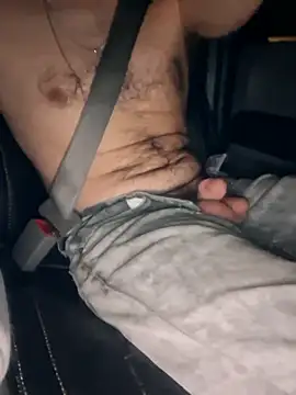 Spunwhiteboy1992 online show from 09.15.25