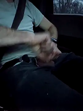 Spunwhiteboy1992 online show from 11.24.25