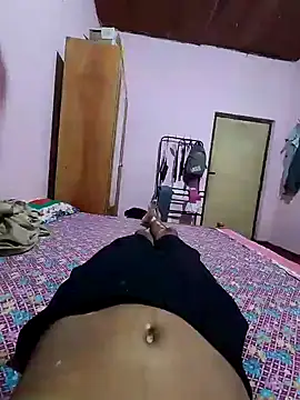 Snapshot of Pathirajasenerath chatting on 12.14.24 Pathirajasenerath online show from 12.14.24