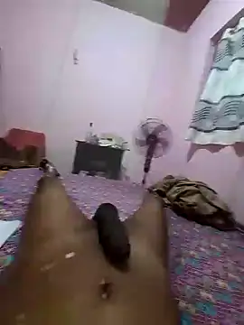 Snapshot of Pathirajasenerath chatting on 01.01.25 Pathirajasenerath online show from 01.01.25