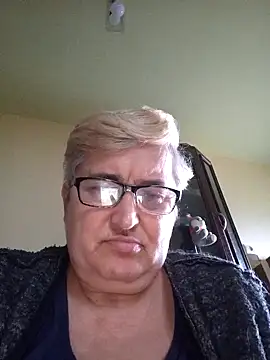 Snapshot of Sonya5156 chatting on 12.16.24 Sonya5156 online show from 12.16.24