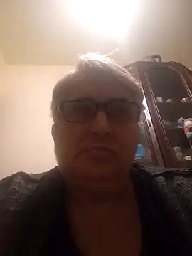 Snapshot of Sonya5156 chatting on 12.17.24 Sonya5156 online show from 12.17.24