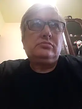 Snapshot of Sonya5156 chatting on 12.20.24 Sonya5156 online show from 12.20.24