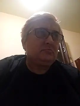 Snapshot of Sonya5156 chatting on 12.20.24 Sonya5156 online show from 12.20.24