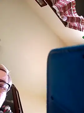 Snapshot of Sonya5156 chatting on 12.30.24 Sonya5156 online show from 12.30.24