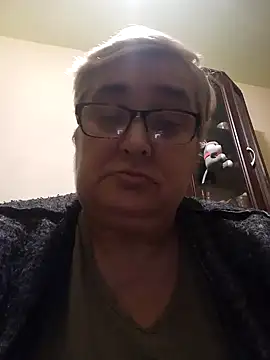 Snapshot of Sonya5156 chatting on 12.30.24 Sonya5156 online show from 12.30.24