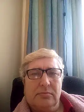 Snapshot of Sonya5156 chatting on 01.06.25 Sonya5156 online show from 01.06.25