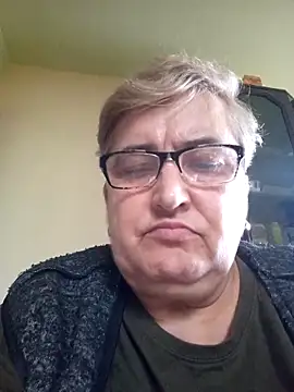 Snapshot of Sonya5156 chatting on 02.24.25 Sonya5156 online show from 02.24.25