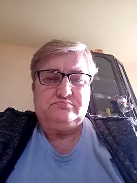 Snapshot of Sonya5156 chatting on 03.10.25 Sonya5156 online show from 03.10.25