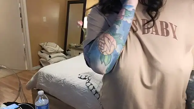 TexasTattooedHouseWife online show from 03.12.25