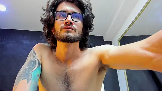 Loggan donnelly online show from 03.22.25