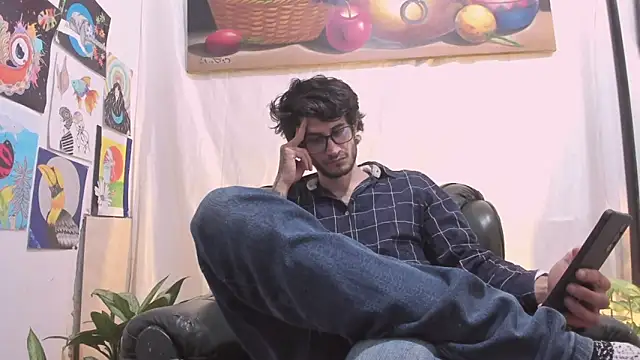 Loggan donnelly online show from 04.30.26