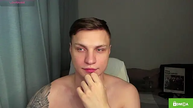 handsome guy01 online show from 05.04.26