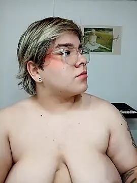 Snapshot of amalia_love chatting on 01.22.25 amalia love online show from 01.22.25