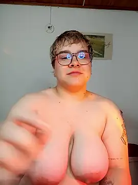 Snapshot of amalia_love chatting on 01.07.26 amalia love online show from 01.07.26