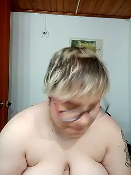 Snapshot of amalia_love chatting on 01.18.26 amalia love online show from 01.18.26