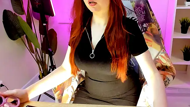 CarolGiggly online show from 04.29.26