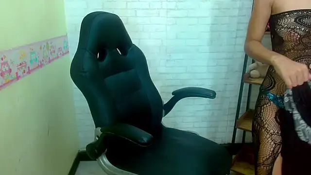 Angelica Sunn online show from 12.13.24