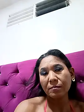 tiffany Bitch online show from 05.02.26