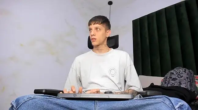 Snapshot of Adam_hard_ chatting on 02.26.25 Adam hard  online show from 02.26.25