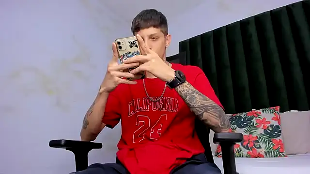 Snapshot of Adam_hard_ chatting on 03.05.25 Adam hard  online show from 03.05.25