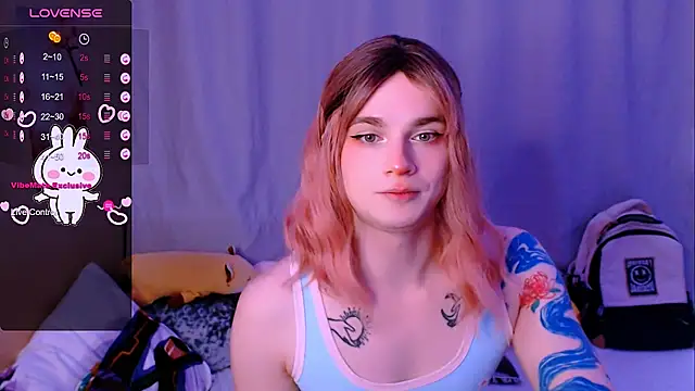 Snapshot of Alice_Hells chatting on 02.12.26 Alice Hells online show from 02.12.26