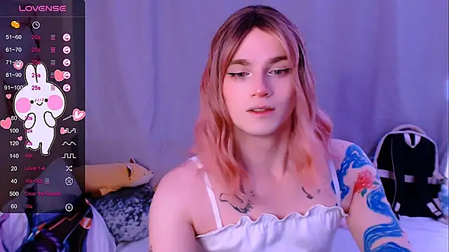 Snapshot of Alice_Hells chatting on 03.08.26 Alice Hells online show from 03.08.26