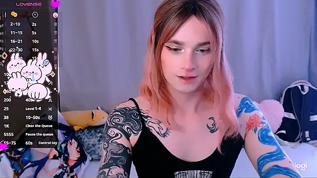 Snapshot of Alice_Hells chatting on 07.19.26 Alice Hells online show from 07.19.26