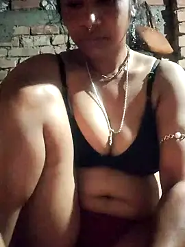 Hotty-dola online show from 12.25.24